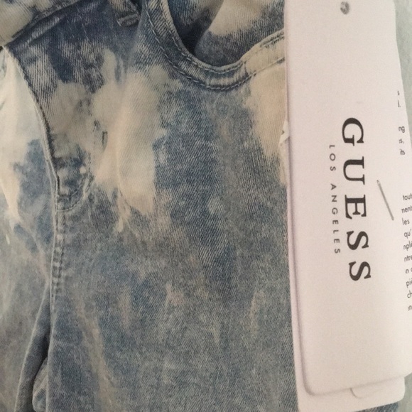 Guess Jeans - Picture 5 of 5